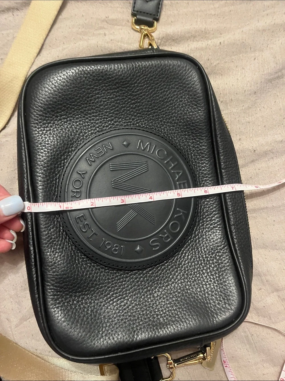 Black Michael Kors cross body/small side bag